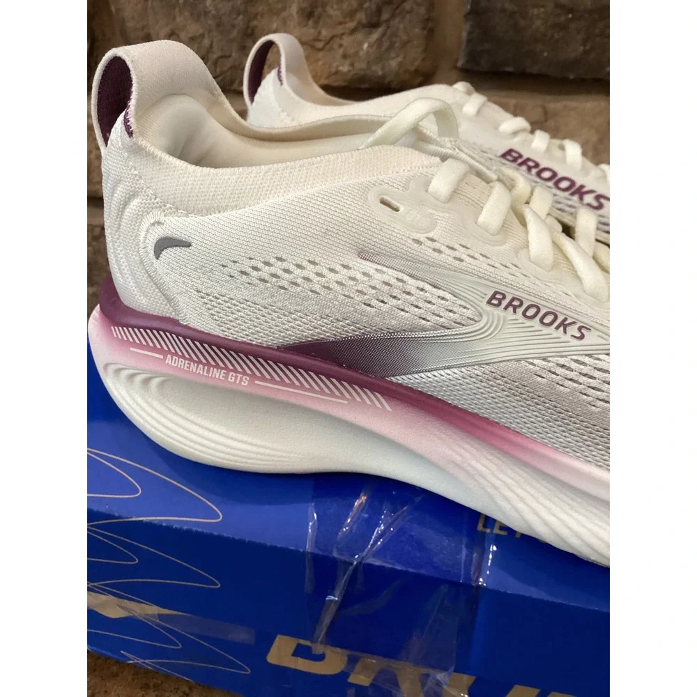 Brooks Adrenaline GTS 25 Womens Size 7.5 Coconut Argyle Running Shoes New